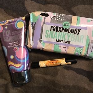 So Sweet Perfectly Posh Bundle 💜NWT!!